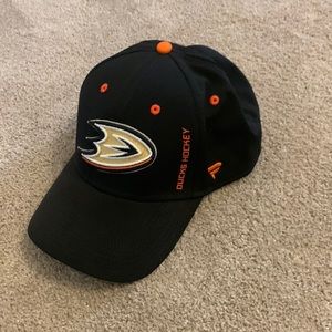 Ducks fanatics performance flex hat